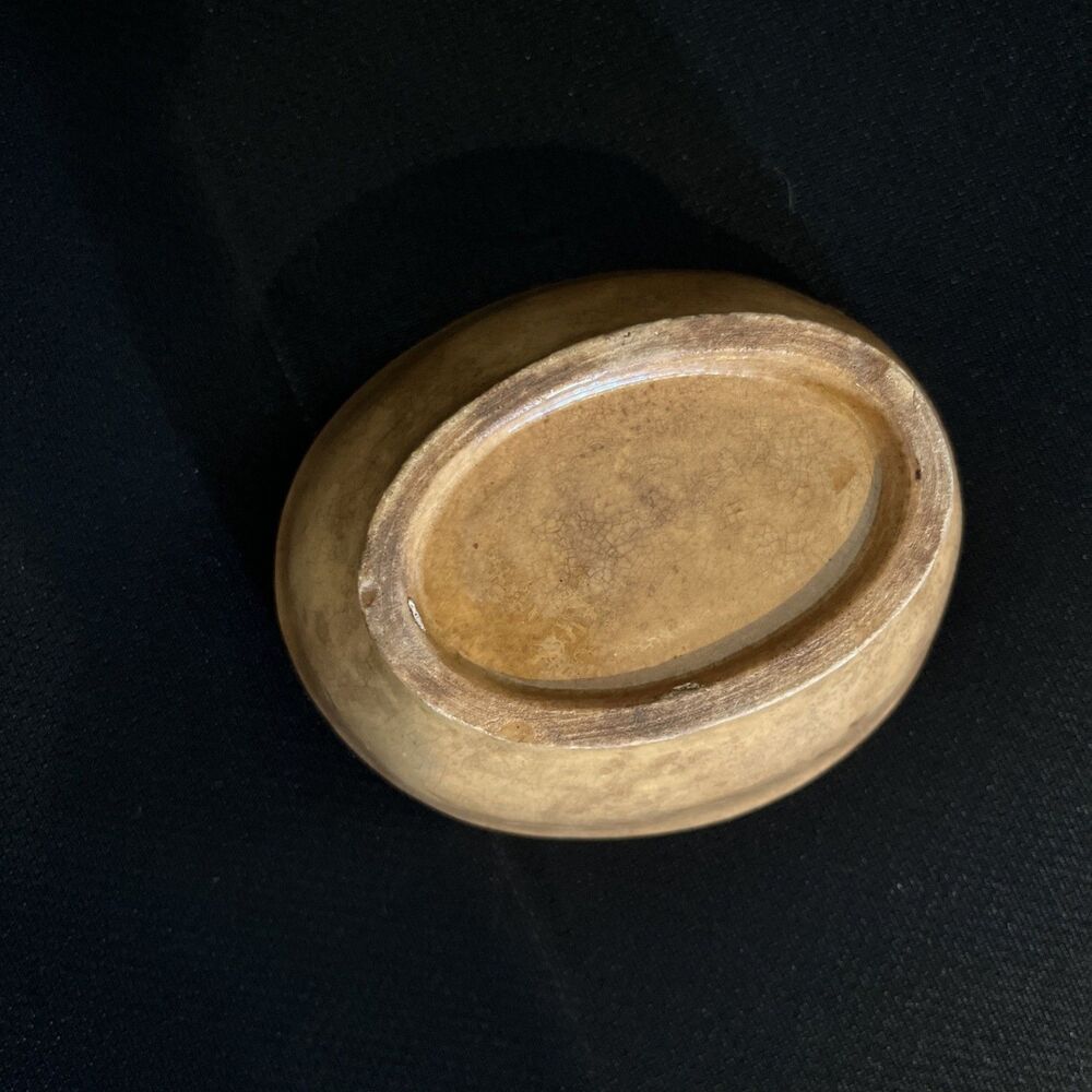 Fish Butter/ Soap Mold In Ceramic With Flaw - Picture 5 of 13
